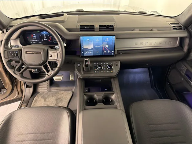 Land Rover Defender 110 635 V8 Octa