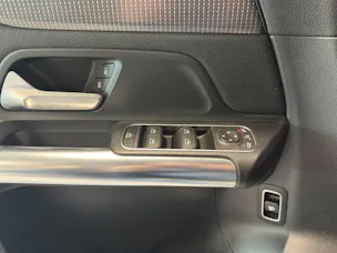 Mercedes-Benz B 220 4Matic Progressive 7G-DCT