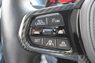 BMW M3 Competition M CARBON SCHALENSITZE *SAO PAULO GELB*