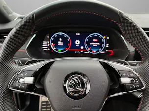Škoda Octavia Combi 2.0 TSI DSG RS