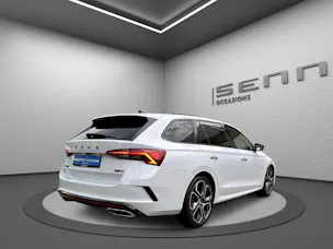 Škoda Octavia Combi 2.0 TSI DSG RS