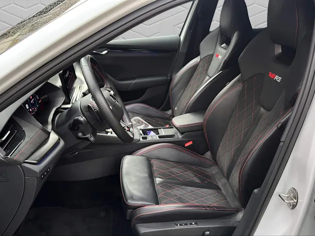 Škoda Octavia Combi 2.0 TSI DSG RS