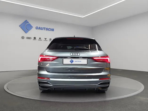 Audi Q3 35 TDI S line quattro S-tronic