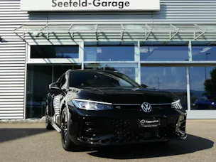 VW Passat Variant 2.0 TSI evo4 R-Line 4 Motion DSG