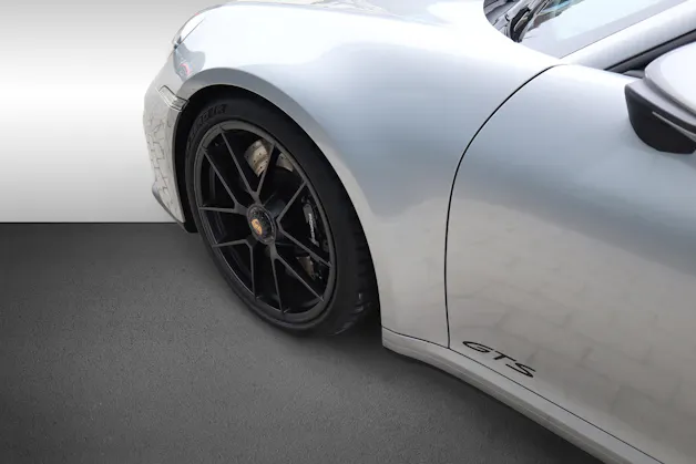 Porsche 911 Carrera 4 Cabriolet GTS PDK