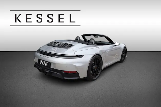 Porsche 911 Carrera 4 Cabriolet GTS PDK