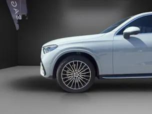 Mercedes-Benz GLC Coupé 300 de EQ Star