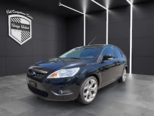 Ford Focus 1.8i 16V Carving