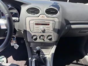 FORD Focus 1.8i 16V Carving