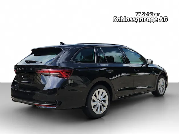 Škoda Octavia Combi 1.5 TSI mHEV DSG Dynamic