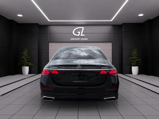 Mercedes-Benz E 300 e 4Matic EQ Hybrid 9G-Tronic