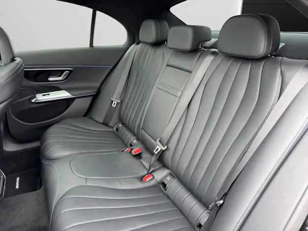 Mercedes-Benz E 300 e 4Matic EQ Hybrid 9G-Tronic