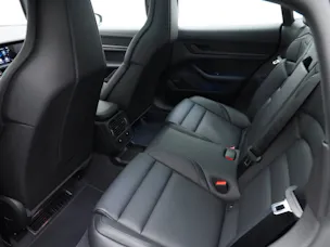 Porsche Taycan 4 Black Edition
