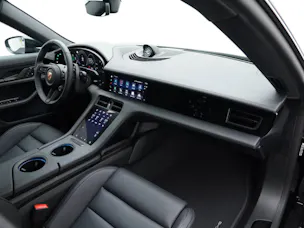 Porsche Taycan 4 Black Edition