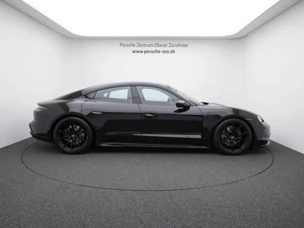 Porsche Taycan 4 Black Edition