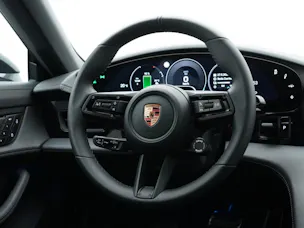 Porsche Taycan 4 Black Edition