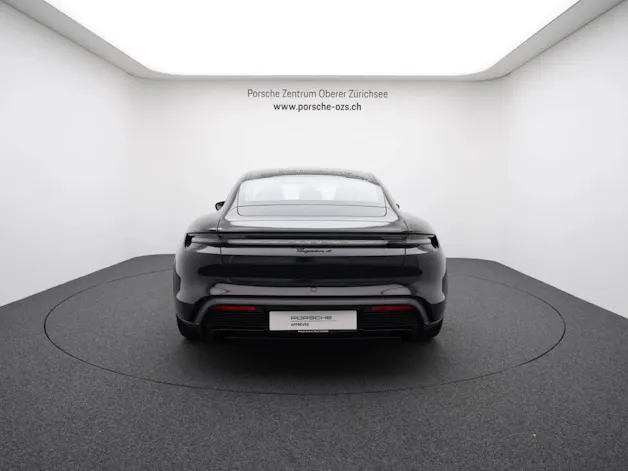 Porsche Taycan 4 Black Edition