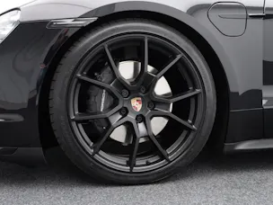 Porsche Taycan 4 Black Edition