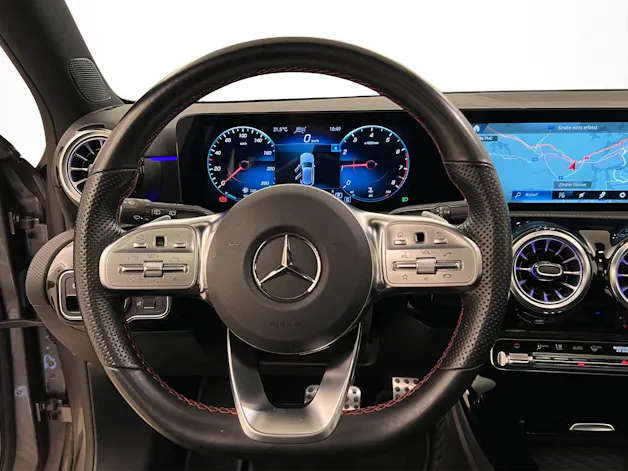 Mercedes-Benz A 250 AMG Line 4