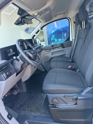 Ford Transit Custom Van 320 L1 2.0 EcoBl Trend/136CV/Aut.