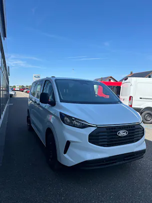 Ford Transit Custom Van 320 L1 2.0 EcoBl Trend/136CV/Aut.