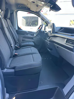 Ford Transit Custom Van 320 L1 2.0 EcoBl Trend/136CV/Aut.
