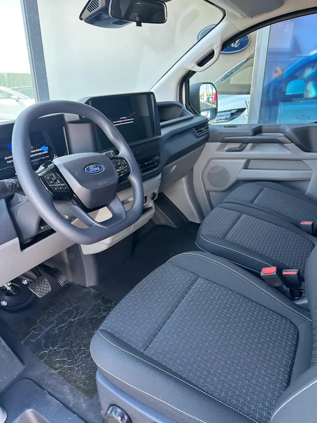 Ford Transit Custom Van 320 L1 2.0 EcoBl Trend/136CV/Aut.
