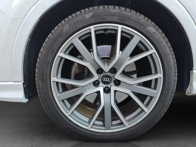 Audi Q3 40 TFSI S line quattro S-tronic