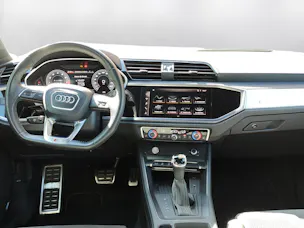 Audi Q3 40 TFSI S line quattro S-tronic