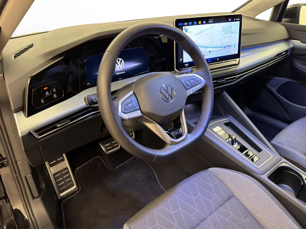 VW Golf 8 1.5 eTSI Goal DSG