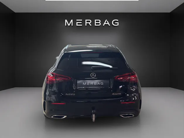 Mercedes-Benz A 220 4Matic 8G-DCT