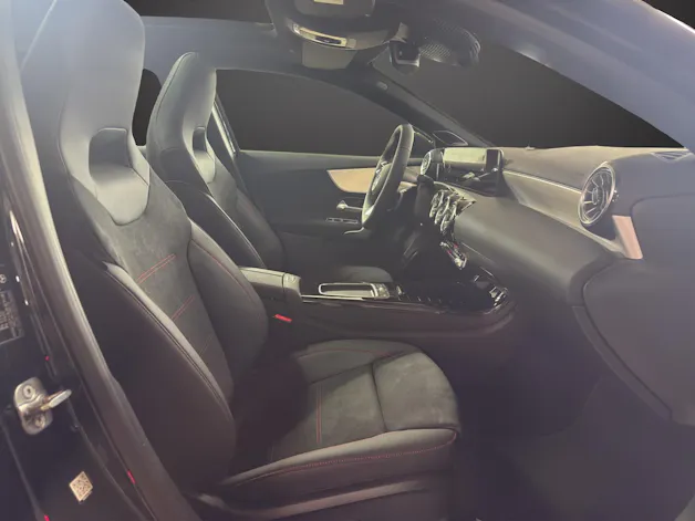 Mercedes-Benz A 220 4Matic 8G-DCT
