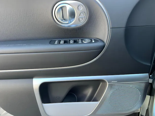 Hyundai Ioniq 9 110kWh Vertex Caligraphy 4WD