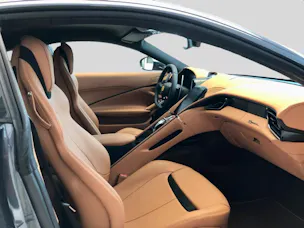 Ferrari Roma 3.9 V8 T