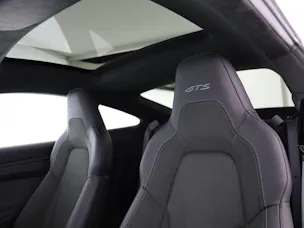 Porsche 911 Carrera 4 GTS
