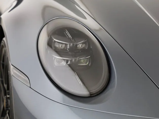 Porsche 911 Carrera 4 GTS