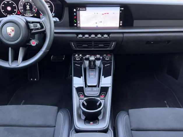 Porsche 911 Carrera 4 GTS