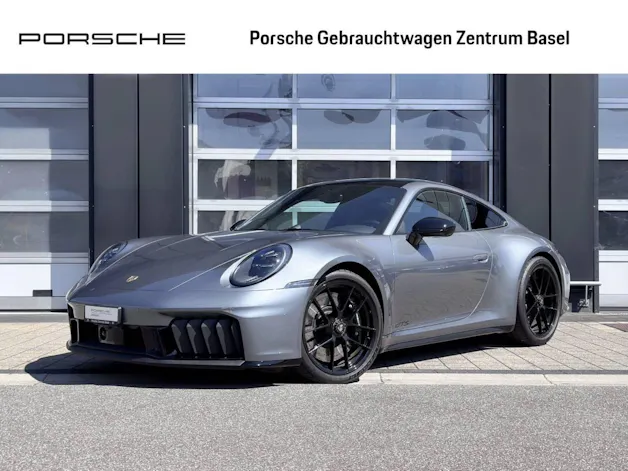Porsche 911 Carrera 4 GTS