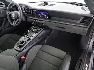 Porsche 911 Carrera 4 GTS