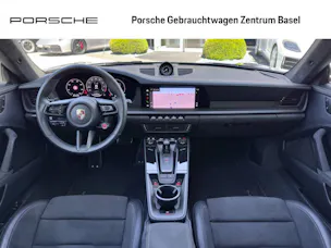 Porsche 911 Carrera 4 GTS