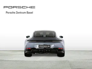 Porsche 911 Carrera 4 GTS
