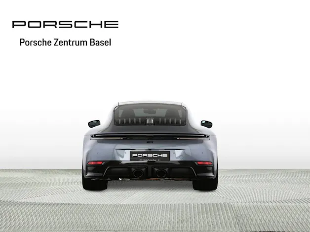 Porsche 911 Carrera 4 GTS