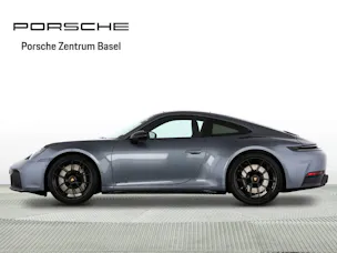 Porsche 911 Carrera 4 GTS