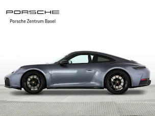 Porsche 911 Carrera 4 GTS