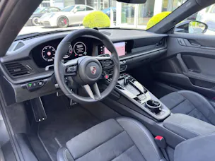 Porsche 911 Carrera 4 GTS
