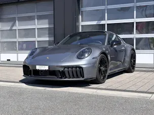 Porsche 911 Carrera 4 GTS