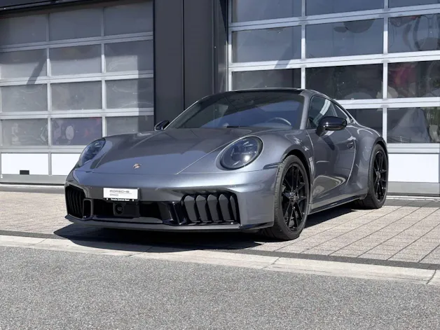 Porsche 911 Carrera 4 GTS