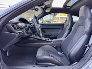 Porsche 911 Carrera 4 GTS