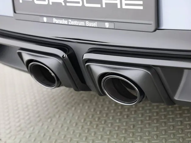 Porsche 911 Carrera 4 GTS