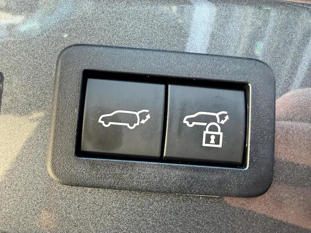 Toyota C-HR 2.0 PHEV CVT Swiss Edition